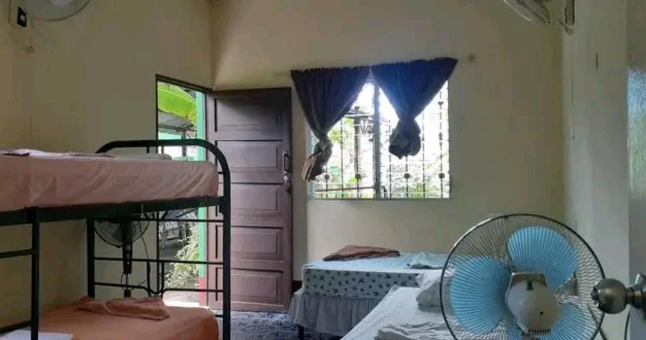 מויוגאלפה Cocos Hostel מראה חיצוני תמונה