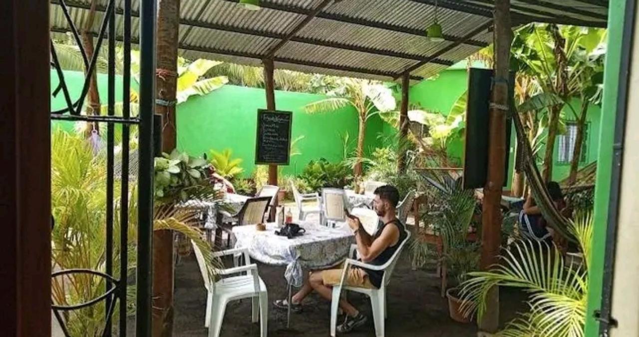 מויוגאלפה Cocos Hostel מראה חיצוני תמונה
